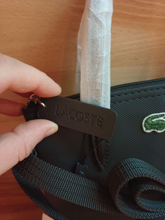 Sac lacoste - photo numéro 5