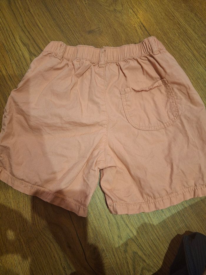 Short fille H&M rose 5 ans - photo numéro 3