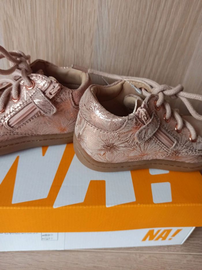 Chaussures fille pointure 22 neuve - photo numéro 4