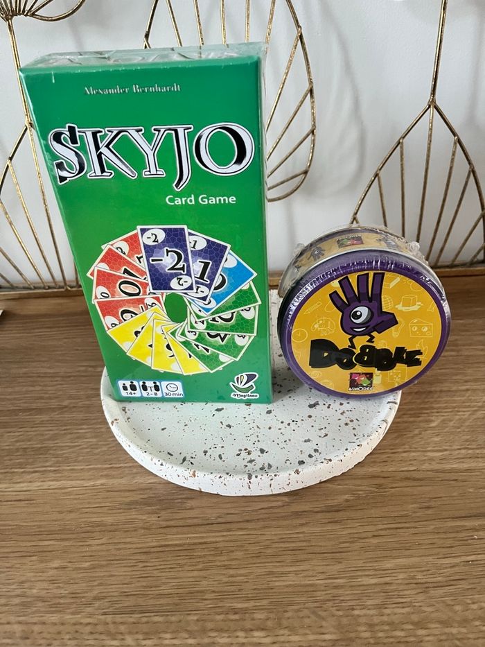 Skyjo et Dobble neuf