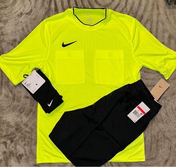 Ensemble officiel arbitre futsal