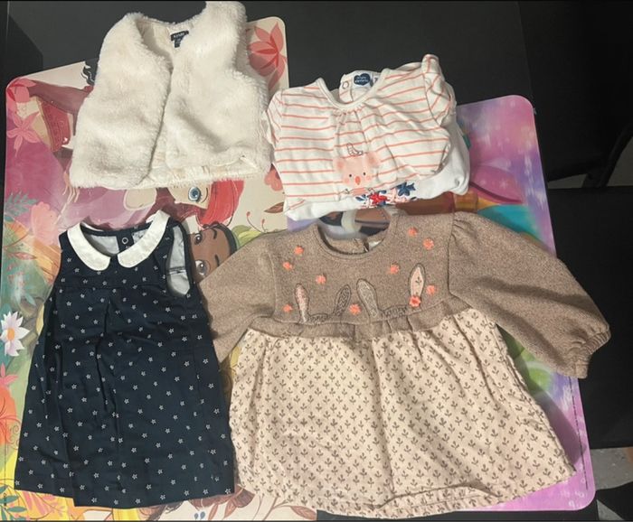 Lot de 5  vêtements filles 6 mois
