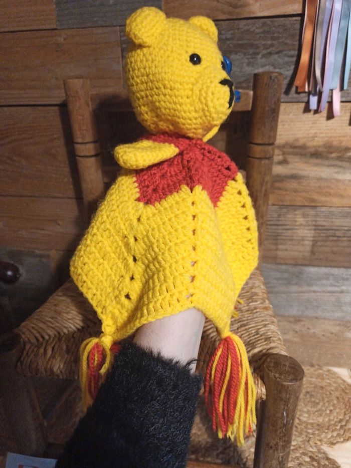 Doudou ours fait main tricoter Winnie tbe - photo numéro 5