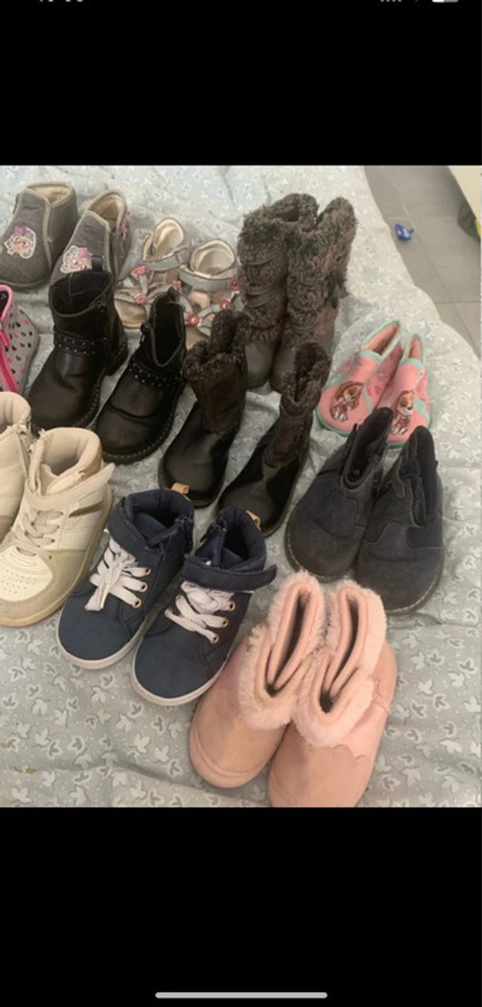Lot 11 paires de chaussures - photo numéro 2