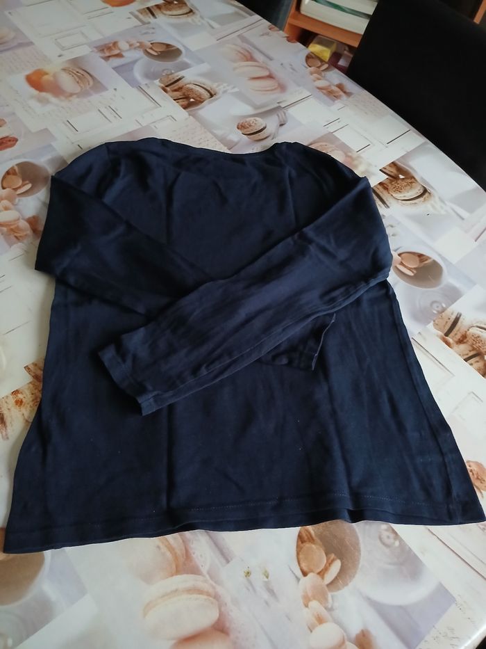 Tee-shirt ML "Kiabi" 12 ans. - photo numéro 4