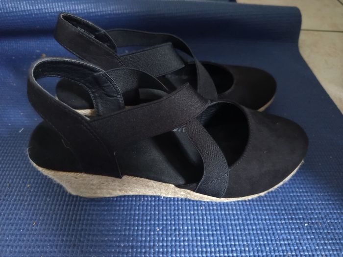 Chaussures femme 39 noires - photo numéro 2