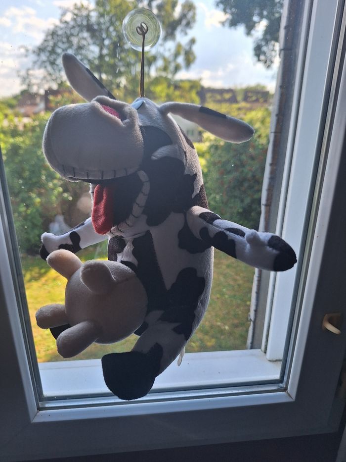 Peluche vache à ventouse - photo numéro 3