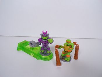 Figurines Akedo - Tortue Ninja mutante  - Samurai Donnie - Michelangelo  (J9)