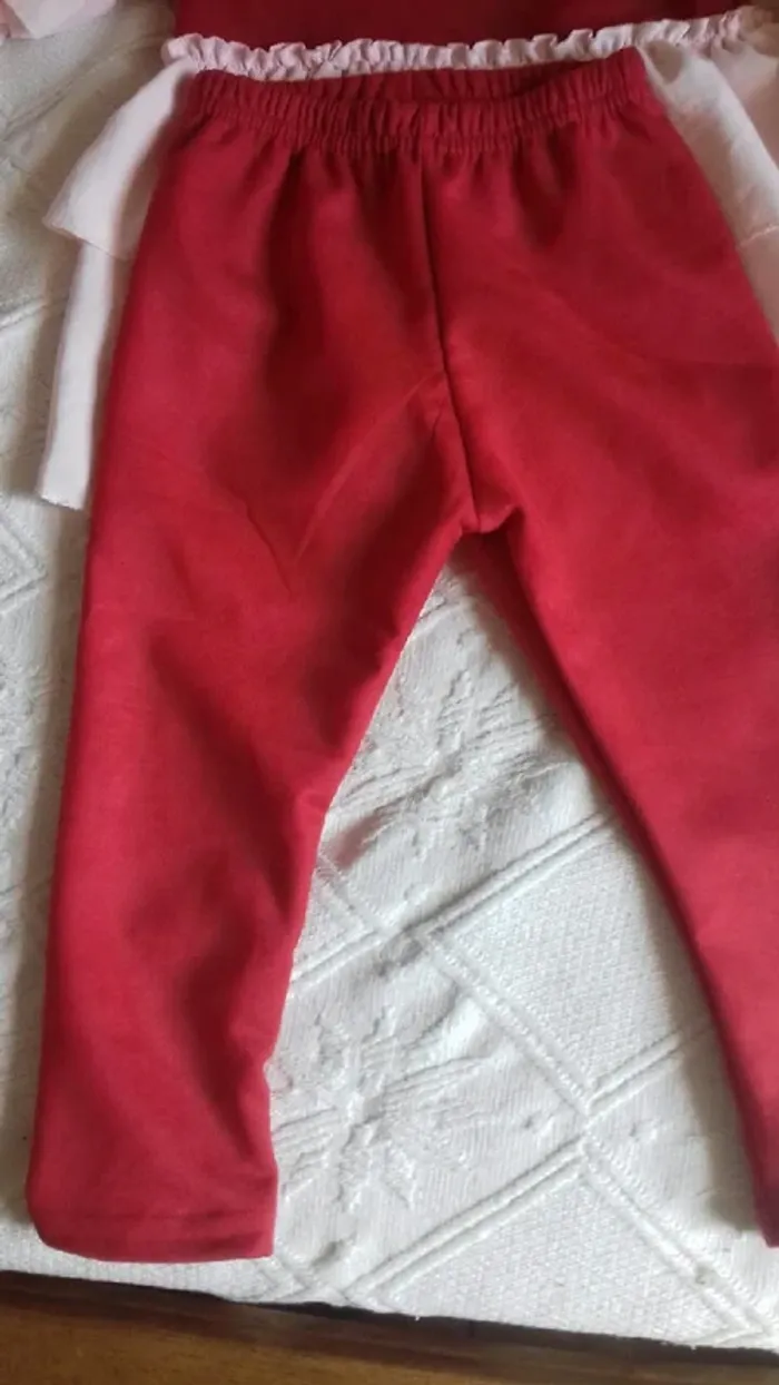 Ensemble fille velours ras rouge et volants rosé 36 mois - photo numéro 2