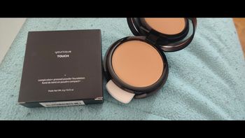 Fond de Teint Poudre Compact Younique 