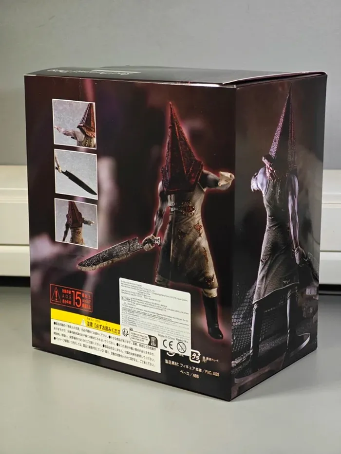 Figurine Silent Hill Pyramid head 18cm Neuve en boîte - photo numéro 11