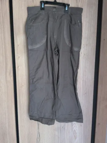 Pantacourt Taille 42