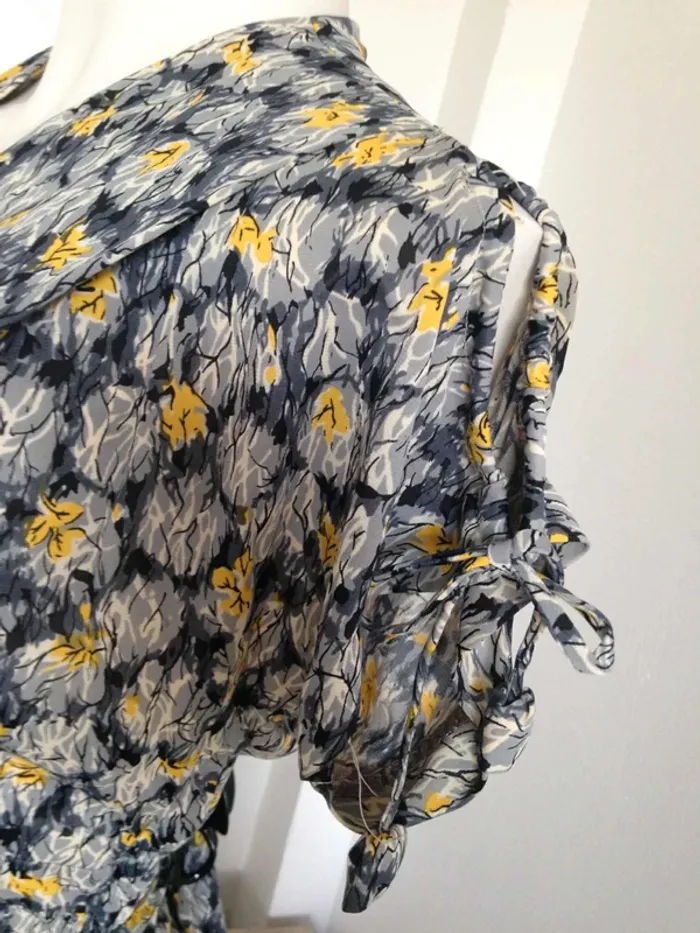 Robe col V croisé manches courtes dénudée mi longue imprimée avec ceinture - photo numéro 4