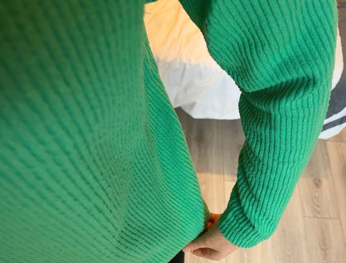 PULL STRADIVARIUS Vert. - photo numéro 2