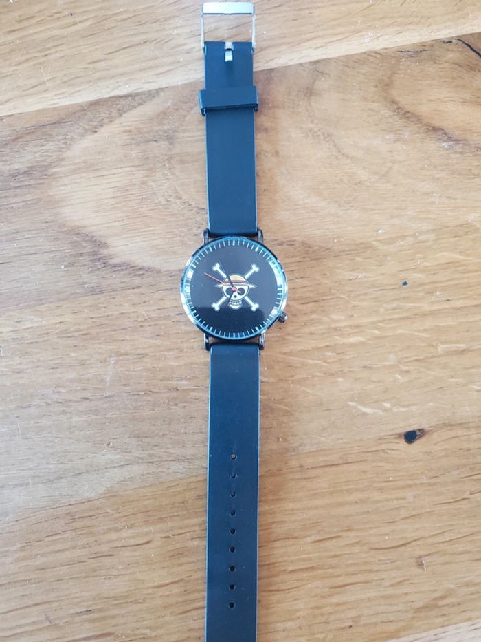 Montre One Pièce poignet. - photo numéro 2