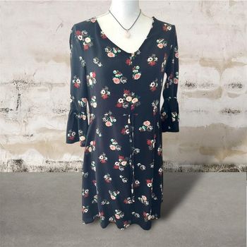 Robe imprimée fleurie manches longues