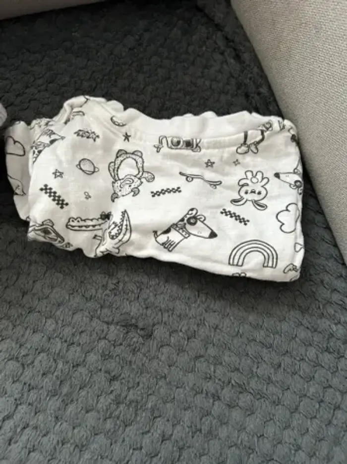 Gros lot de haut taille 6 mois - photo numéro 8