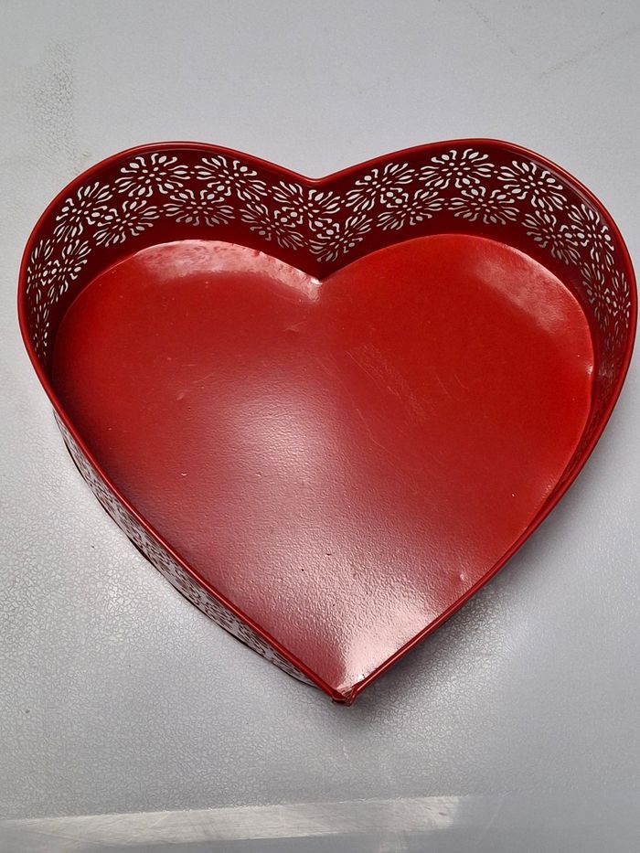 Corbeille  en métal,.forme cœur - photo numéro 2