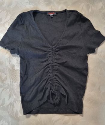 T-shirt col V. T.36/38