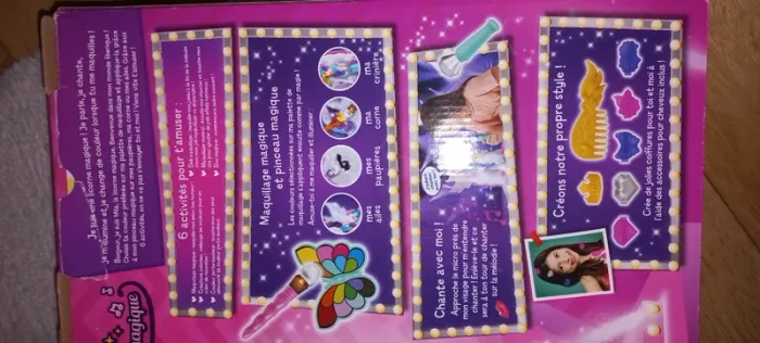 Mila la licorne maquillage magique et chante, son et lumières. de Vtech - photo numéro 3