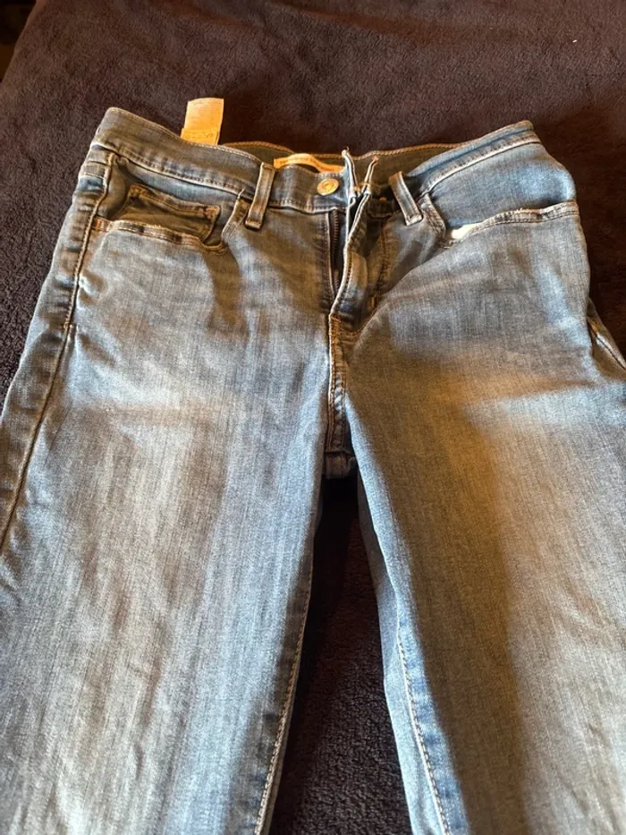 Jean Levis 720, taille 27 - photo numéro 2