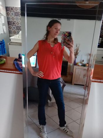 Top femme taille 1 rouge c 58