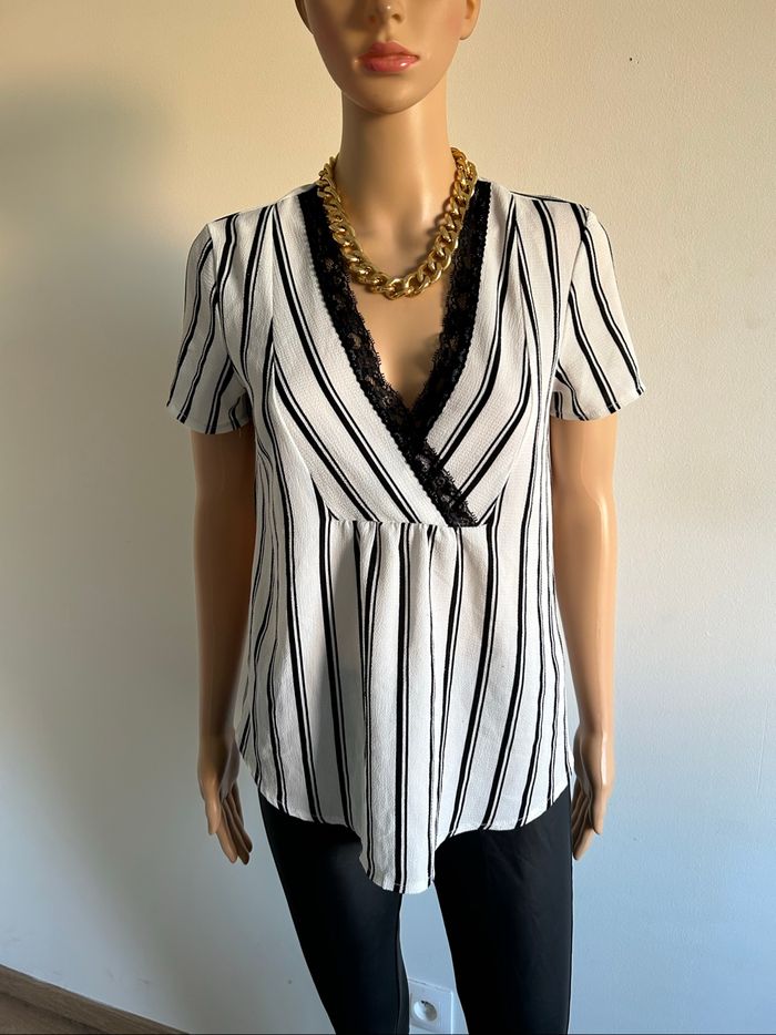 Blouse blanche et noire à manches courtes Morgan taille 36 TBE