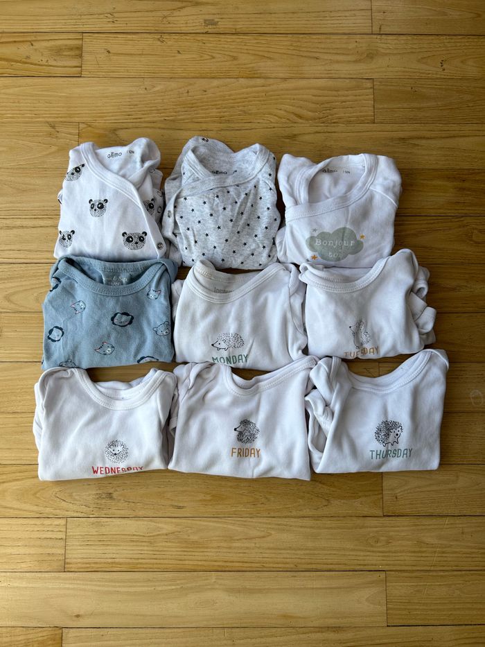Lot de 10 bodies