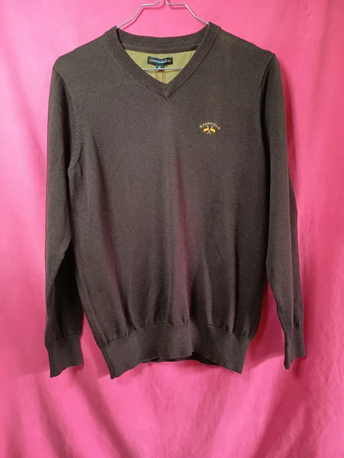 Pull manches longues garçon.