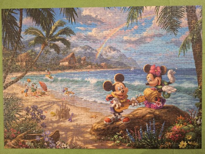 Mickey et Minnie à Hawaï. Puzzle 1000 pièces.  Schmidt. - photo numéro 3