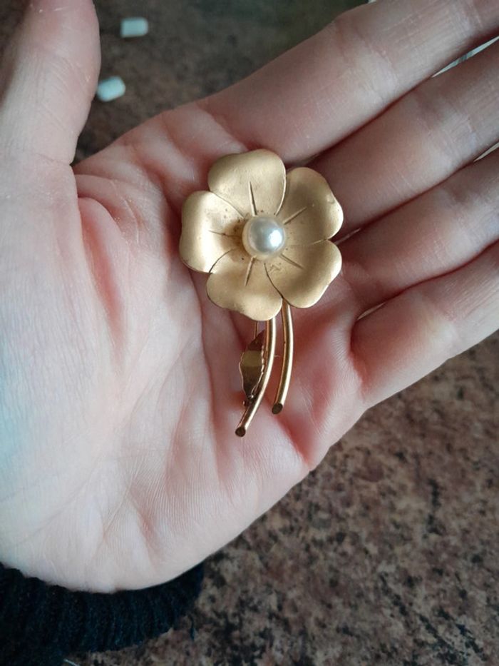 Sublime broche vintage cotée plotgal plaquée or