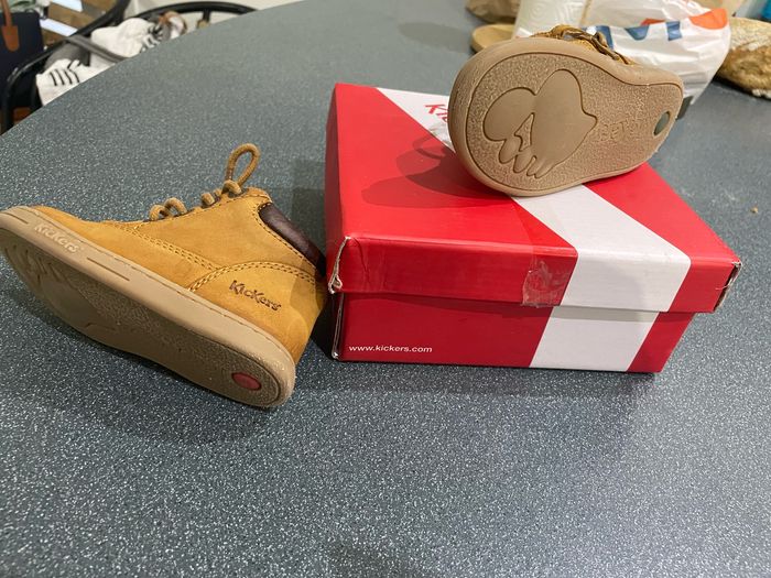 Chaussure kickers taille 21 très bon état - photo numéro 5