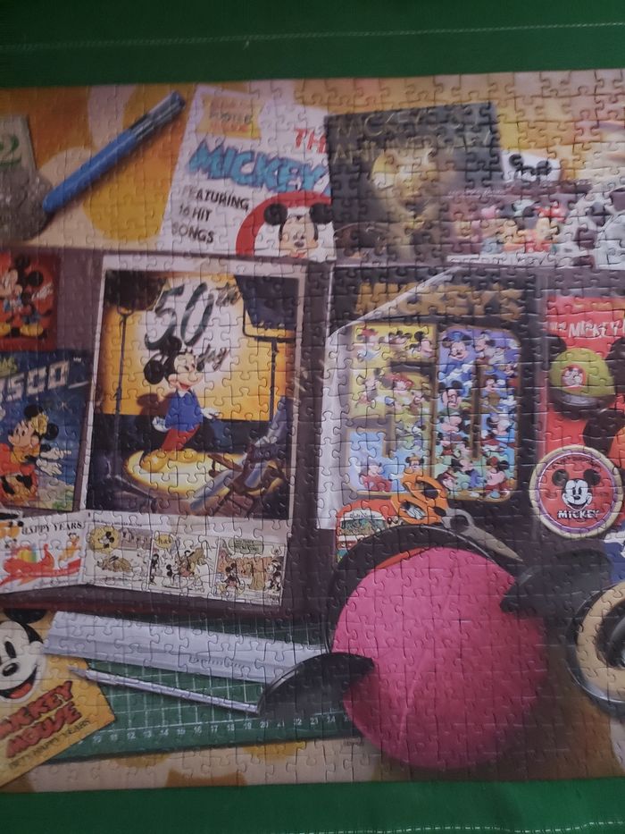 Puzzle 🎀 Mickey Mouse 1000 pièces 12€ - photo numéro 6