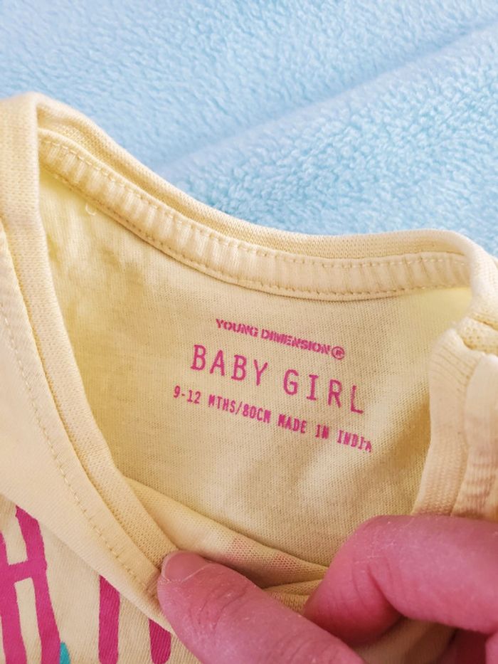 Lot 4 t-shirts 12 mois - photo numéro 4