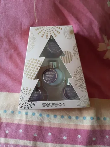 Coffret flacon lotion bain et gel lavant parisax neuf