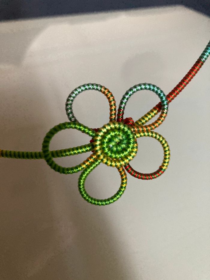 Collier femme ras de cou fleur - photo numéro 2