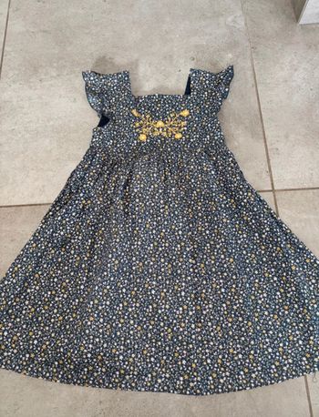 Robe fleurs moutarde