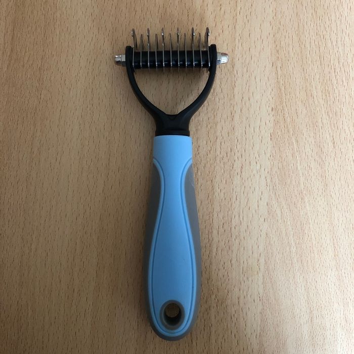 Brosse chat à poils longs
