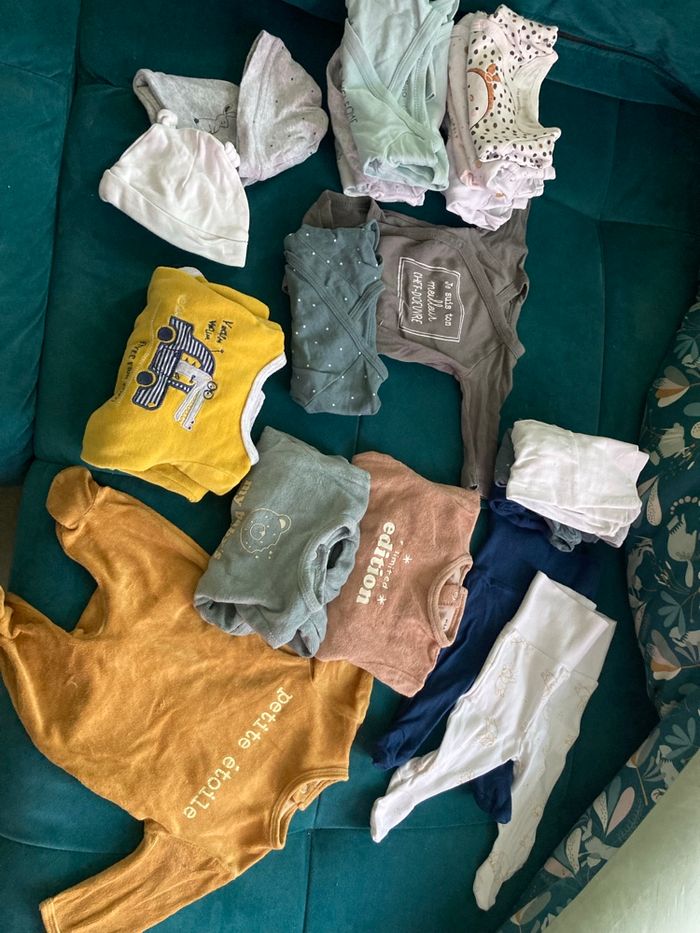 Lot de vêtements naissance 1 mois mixte - photo numéro 5