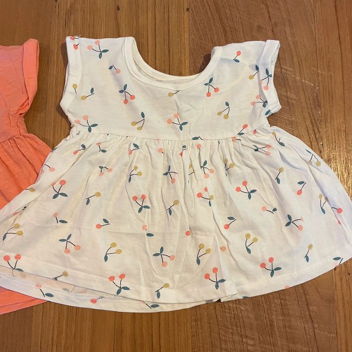 Lot 2 robes été 3 mois TEX - photo numéro 3