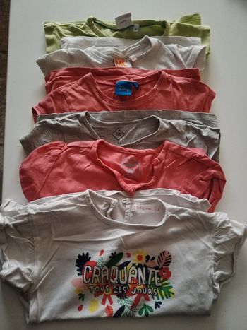 6 t-shirts