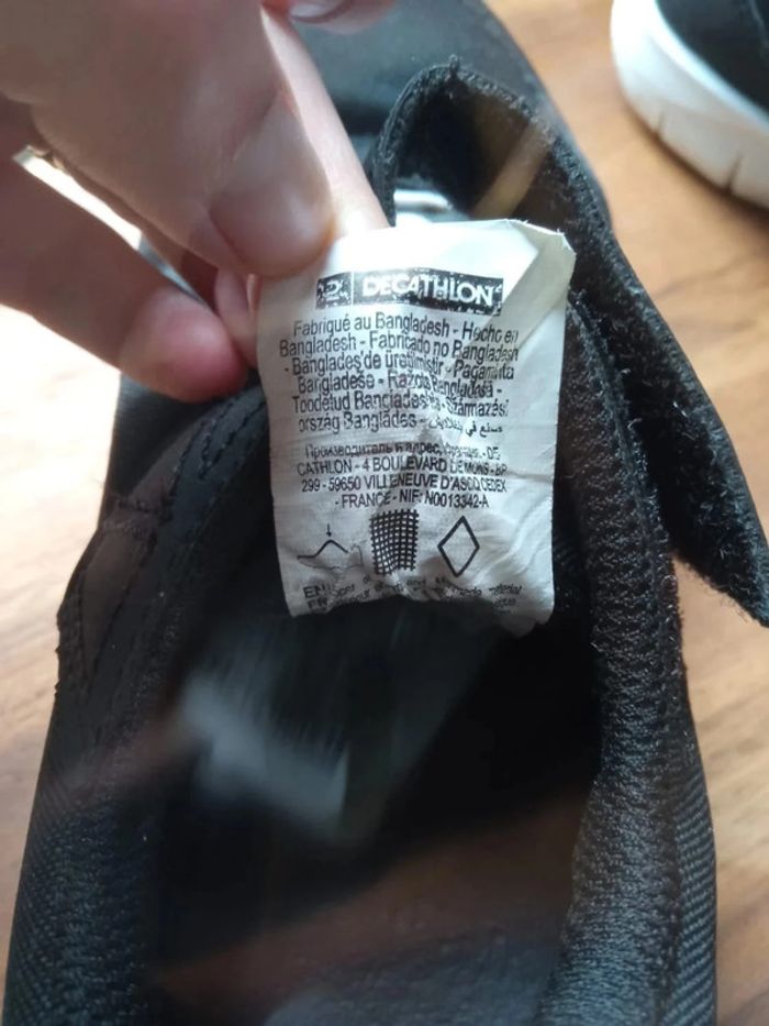 Baskets noire et blanche à scratch taille 38 EUR New Feel Flex Décathlon - photo numéro 10
