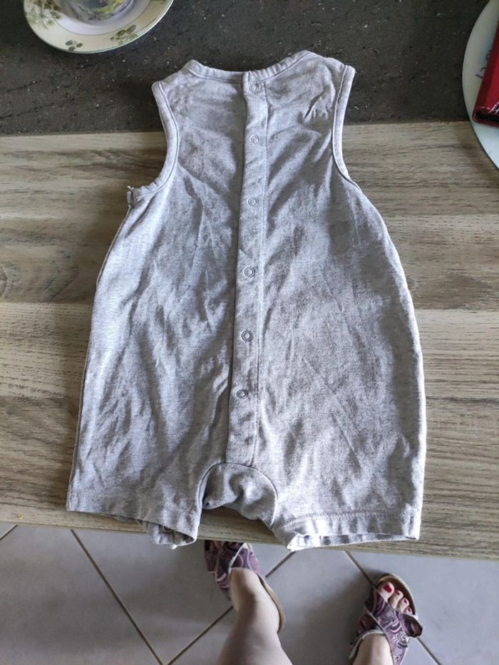 Barboteuse 9 mois - photo numéro 4