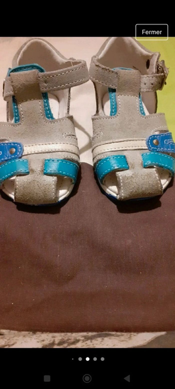 Sandales pointure 19 - photo numéro 2