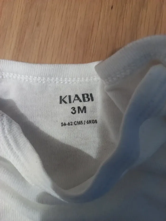 Lot bodies blanc - photo numéro 3