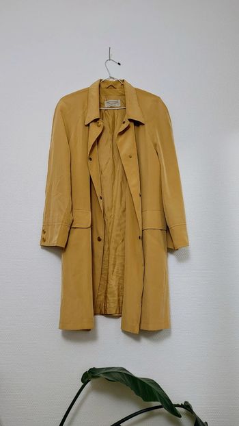 Trench jaune doré raglan poche bouton fluide