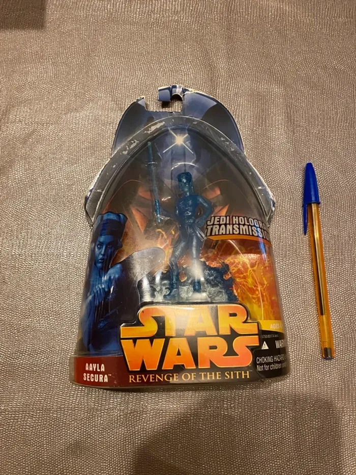 Figurine Star Wars revenge of the sith - Aayla Secura Holocron (Japan version) - Hasbro 2005 - photo numéro 2