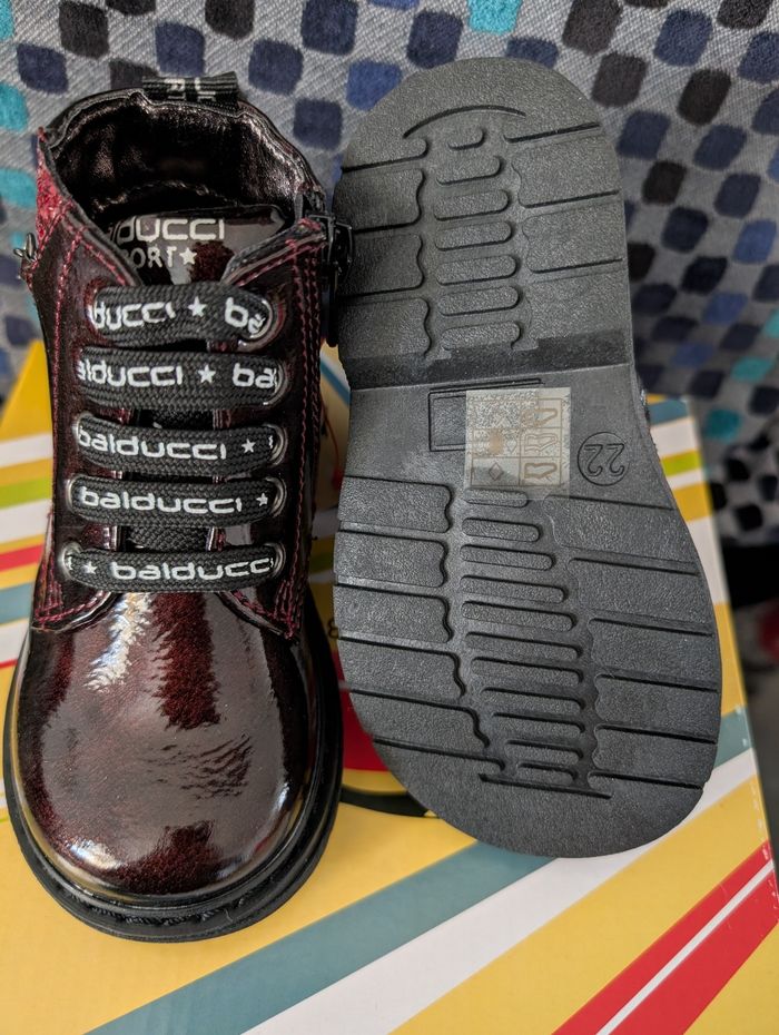 Bottines montantes fille. Taille 22. Neuf. Balducci - photo numéro 4