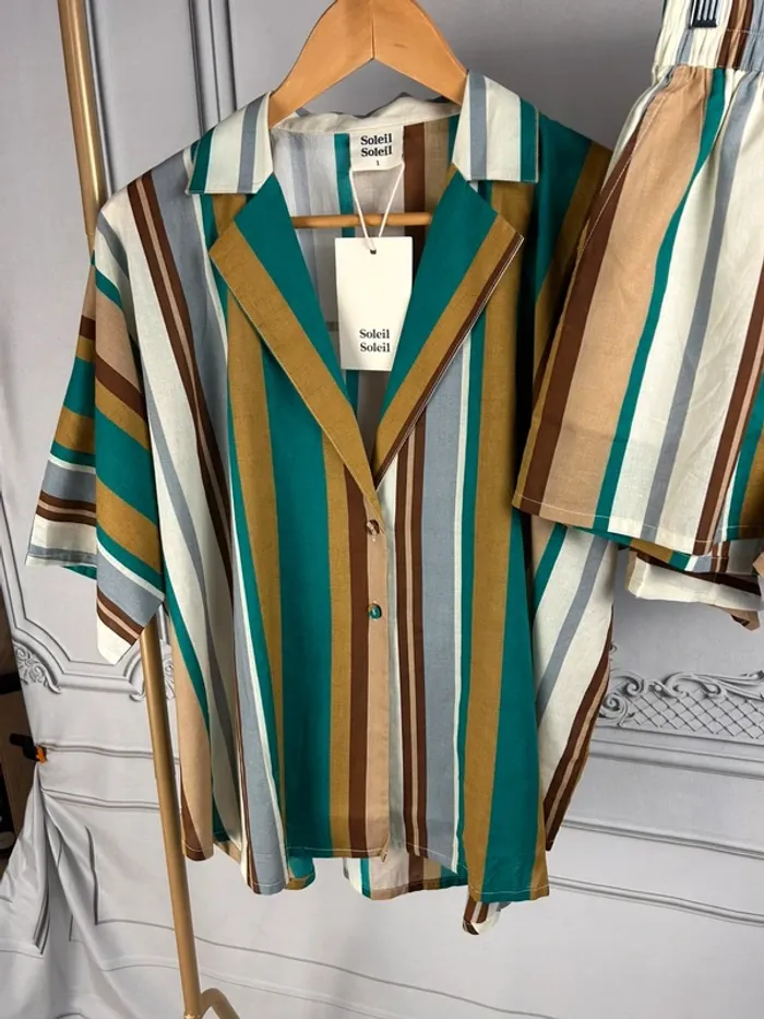 Ensemble short et chemise SoleiSoleil T1 Neuf - photo numéro 2
