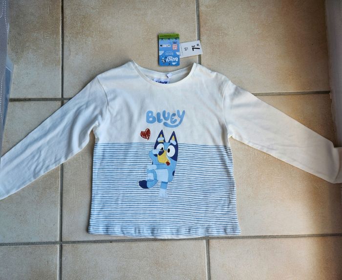 T-shirt Bluey taille 5 ans